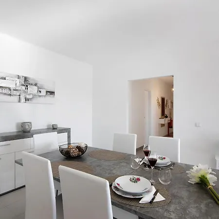 Summer Place 2 بورتيماو