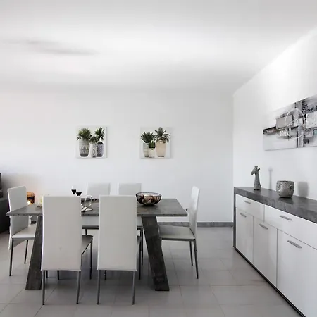 דירה Summer Place 2 *